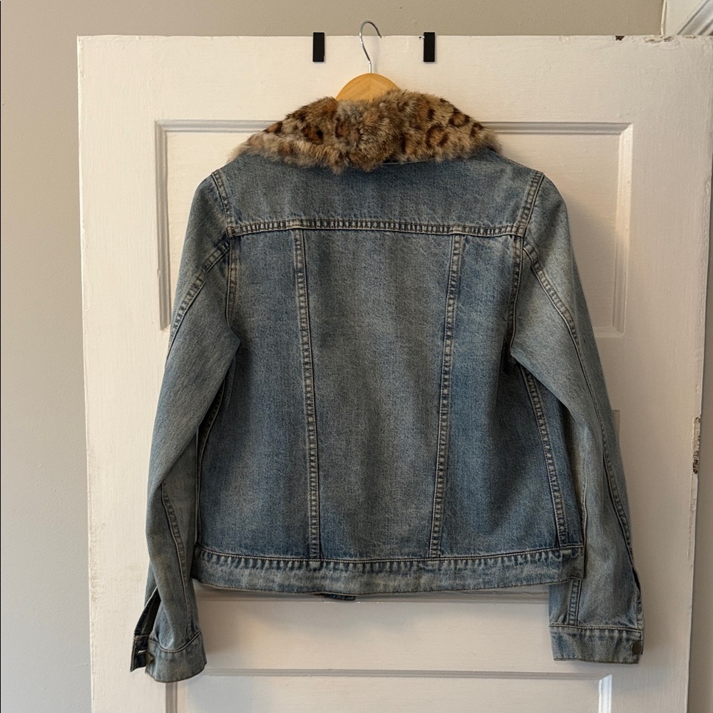 Pam & Gela 2010s Denim Jacket with Removable Leopard Print Rabbit Collar - Picture 4 of 6
